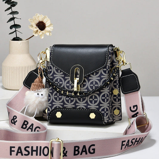 Divatos bőr női crossbody táska