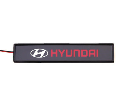 Forró akció ✨50% kedvezmény ✨Stílusos, hangulatos LED lámpa logóval az autó középső hűtőrácsára