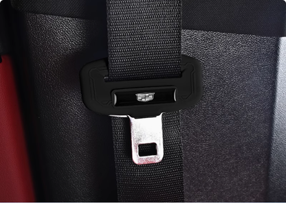 Védőhuzat az autó biztonsági övének csatjához🎉2 db🎉