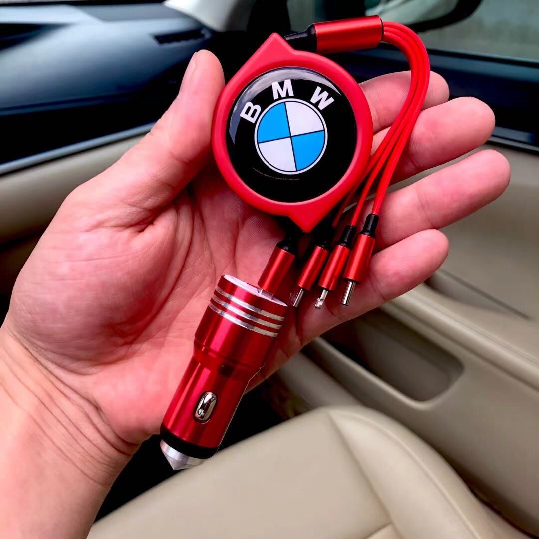 3 az 1-ben visszahúzható autós adatkábel + ingyenes autós töltő