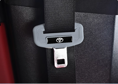 Védőhuzat az autó biztonsági övének csatjához🎉2 db🎉