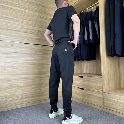 🌴Különleges nyári ajánlatok ❄️Férfi rövid ujjú sportnadrág (2 darabos szett)