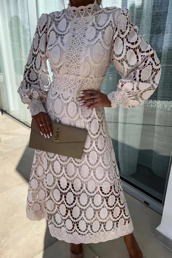 Női midi ruha elegáns, légies nyakkivágással