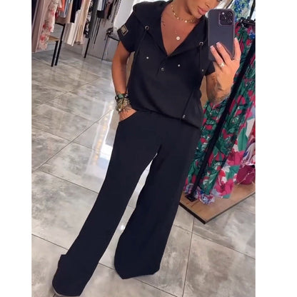 Kapucnis, V-nyakú blúz, rövid ujjú, nadrág, kétrészes szett