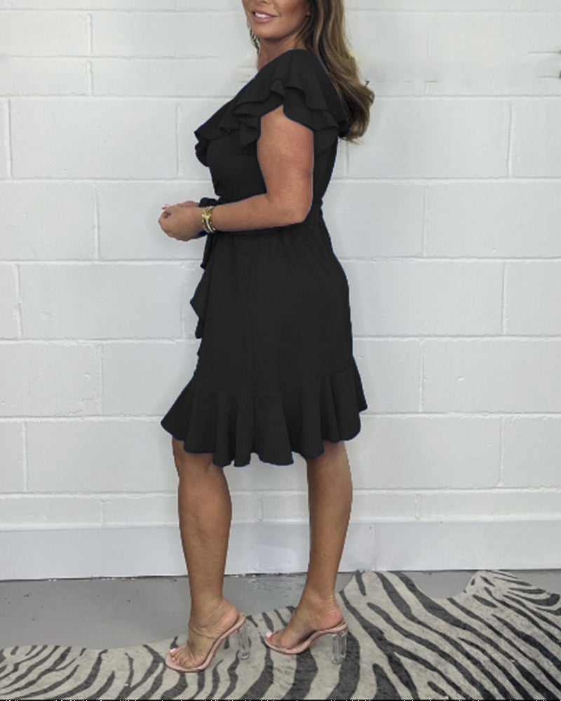 2025 nyári új V-nyakú ruha, egyszínű fodros ruha