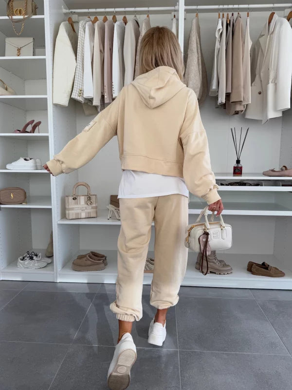 Kényelmes, kétrészes pamut öltöny