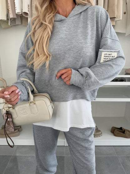 Kényelmes, kétrészes pamut öltöny