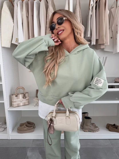 Kényelmes, kétrészes pamut öltöny