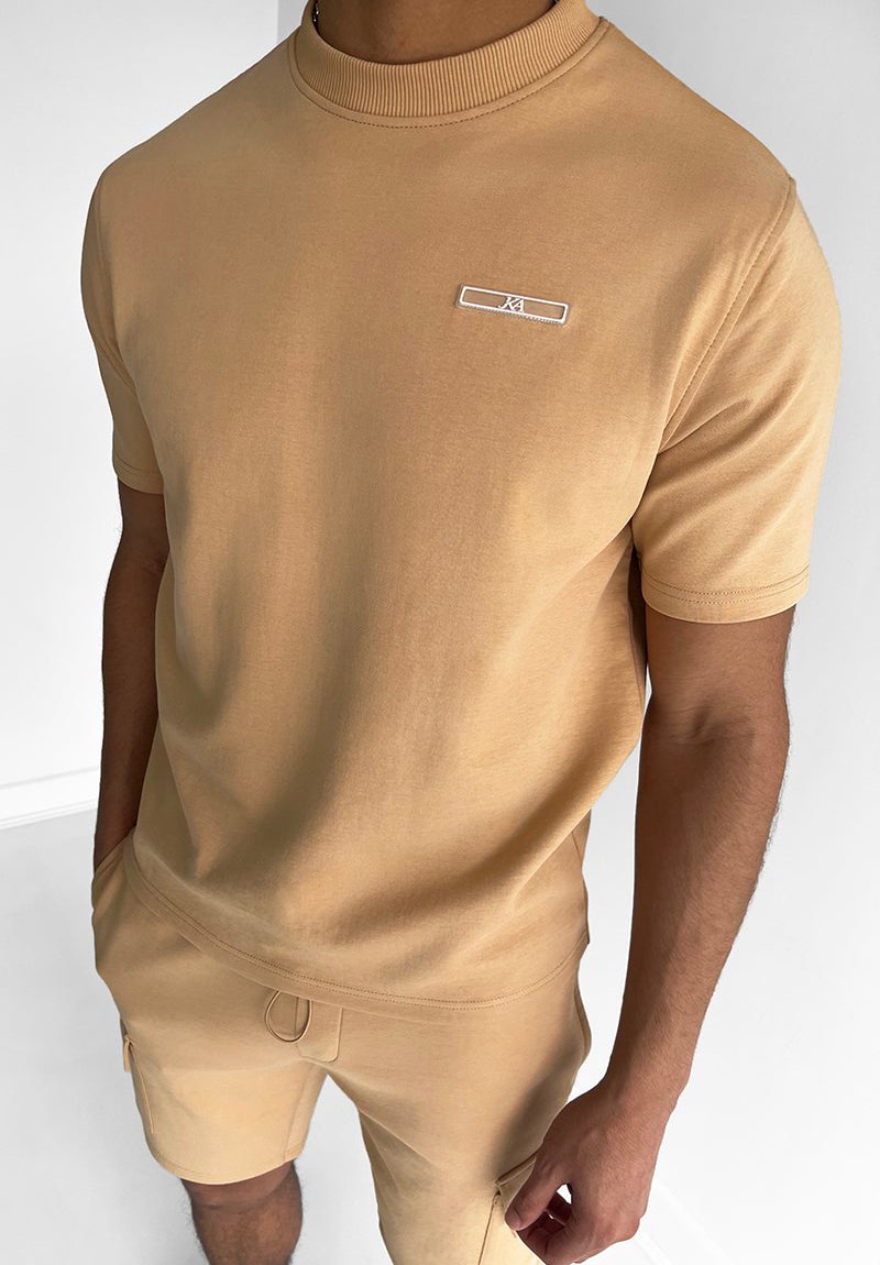 Laza, testhezálló szett mindennapi viseletre