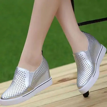 🔥【34-41】2025-ös nyári női hétköznapi cipő puha bőrrel és vastag talppal