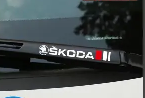 UTOLSÓ AKCIÓ🎉50% KEDVEZMÉNY🎉Kreatív autóablaktörlő matrica 🎉4 DB🎉