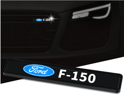 Forró akció ✨50% kedvezmény ✨Stílusos, hangulatos LED lámpa logóval az autó középső hűtőrácsára