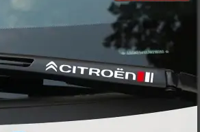 UTOLSÓ AKCIÓ🎉50% KEDVEZMÉNY🎉Kreatív autóablaktörlő matrica 🎉4 DB🎉