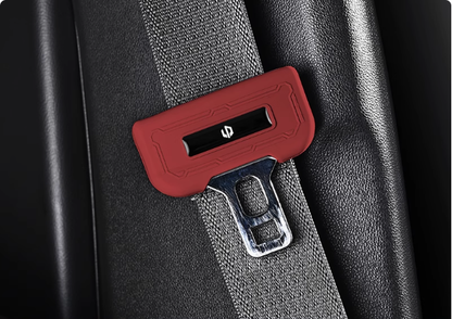 Védőhuzat az autó biztonsági övének csatjához🎉2 db🎉