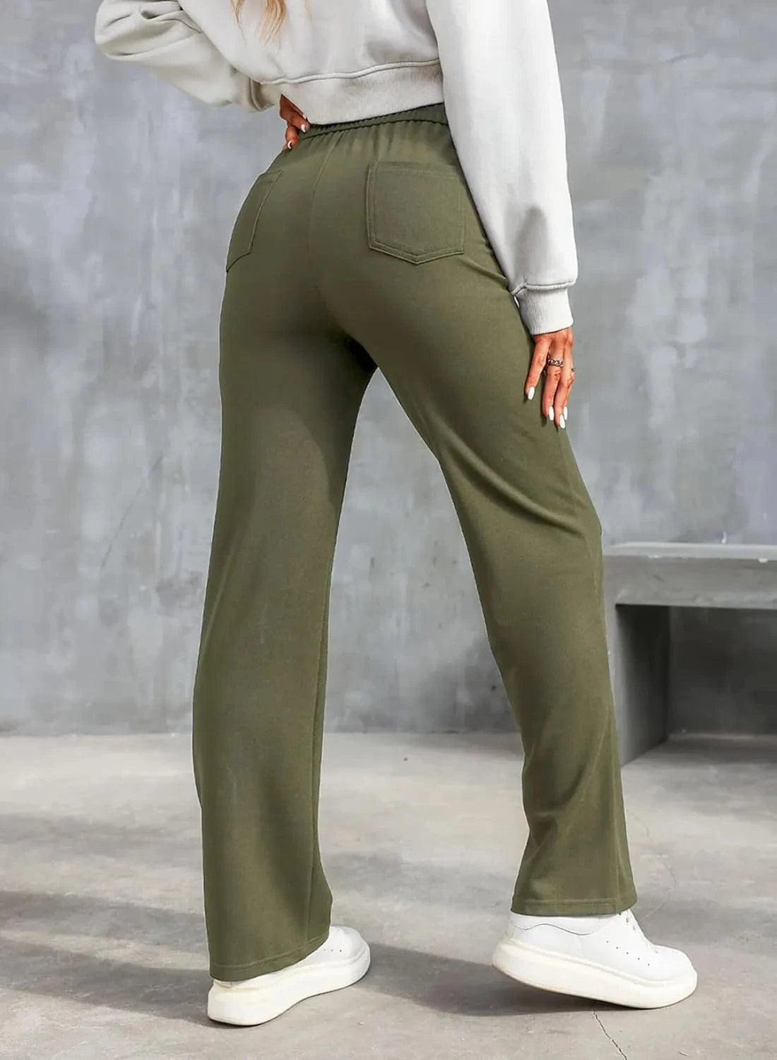 Magas derekú elasztikus szabadidőnadrág