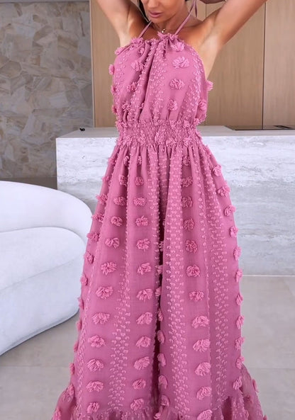 Nyári női divatos ruha nyitott háttal és nagy hasítékkal