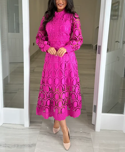 Női midi ruha elegáns, légies nyakkivágással