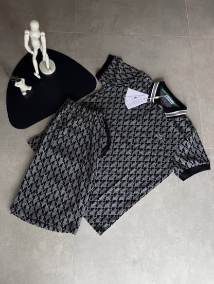 Divatos és sokoldalú, rövid ujjú lezser öltöny