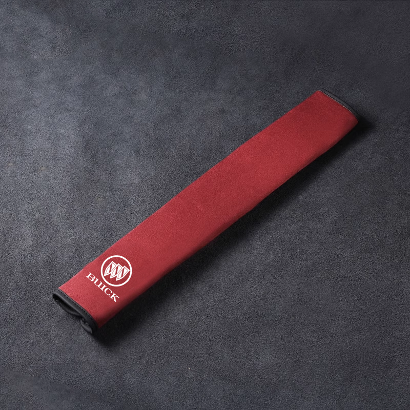 Selyemleather biztonsági övhuzat - nyakvédelemmel és logós opcióval