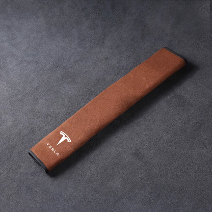 Selyemleather biztonsági övhuzat - nyakvédelemmel és logós opcióval