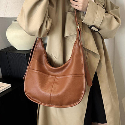 Divatos crossbody táska állítható pánttal és nagy kapacitással