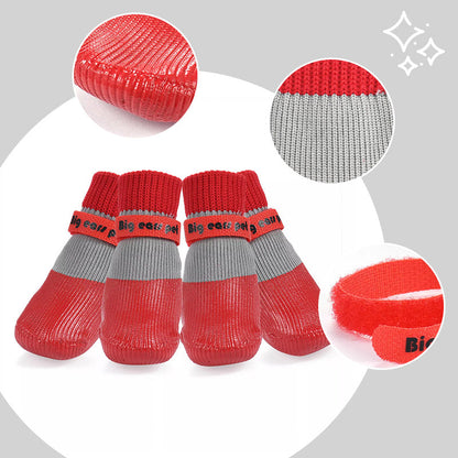 🐶2 pár csúszásmentes, vízálló kutyazokni