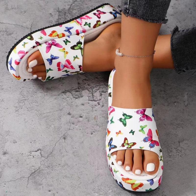 Csúszásgátló, izzadságelnyelő platformpapucs