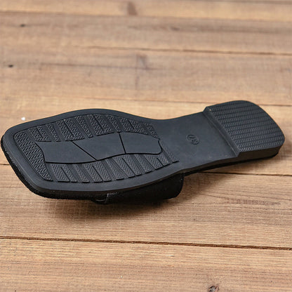 Kristályokkal díszített, gonosz szemű női szandál