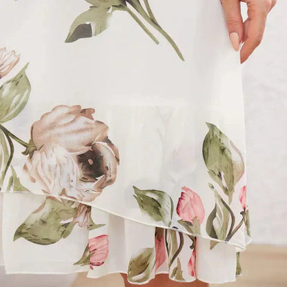 FORRÓ 50% 👗 Pirosas, Sziromszirmos, Világos Sifon Ruha