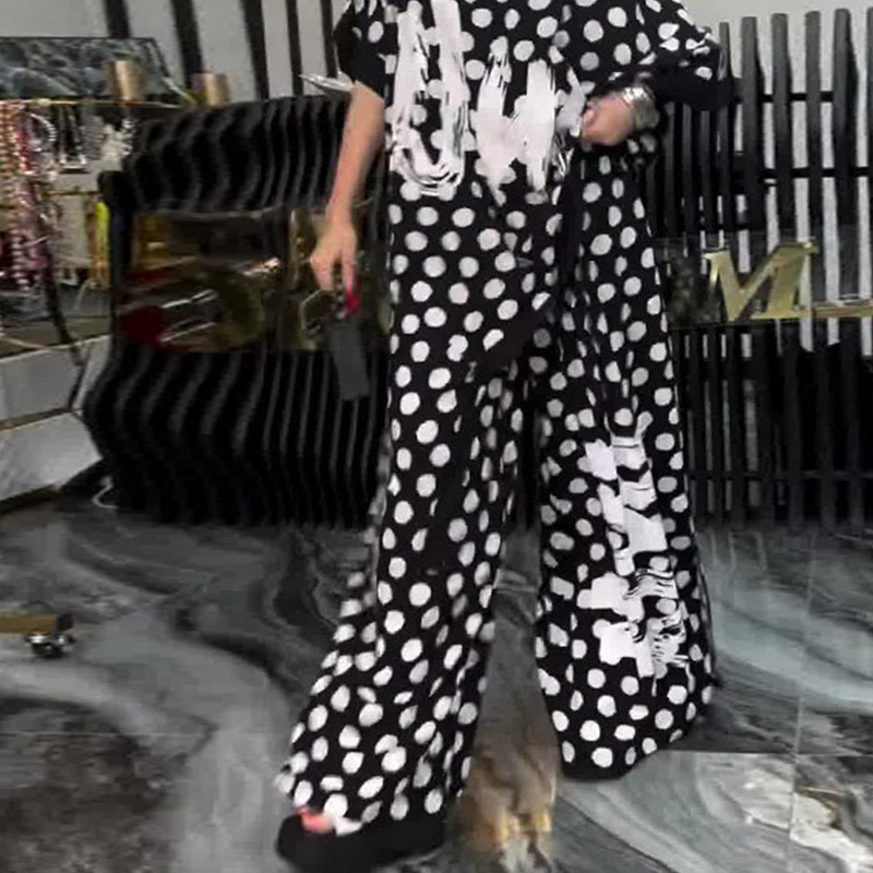 2 részes szett: túlméretezett felső és bő szárú nadrág nőknek