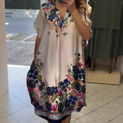Laza virágmintás ruha V-nyakkal
