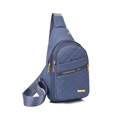 Nagy kapacitású vízálló mellkasi táska