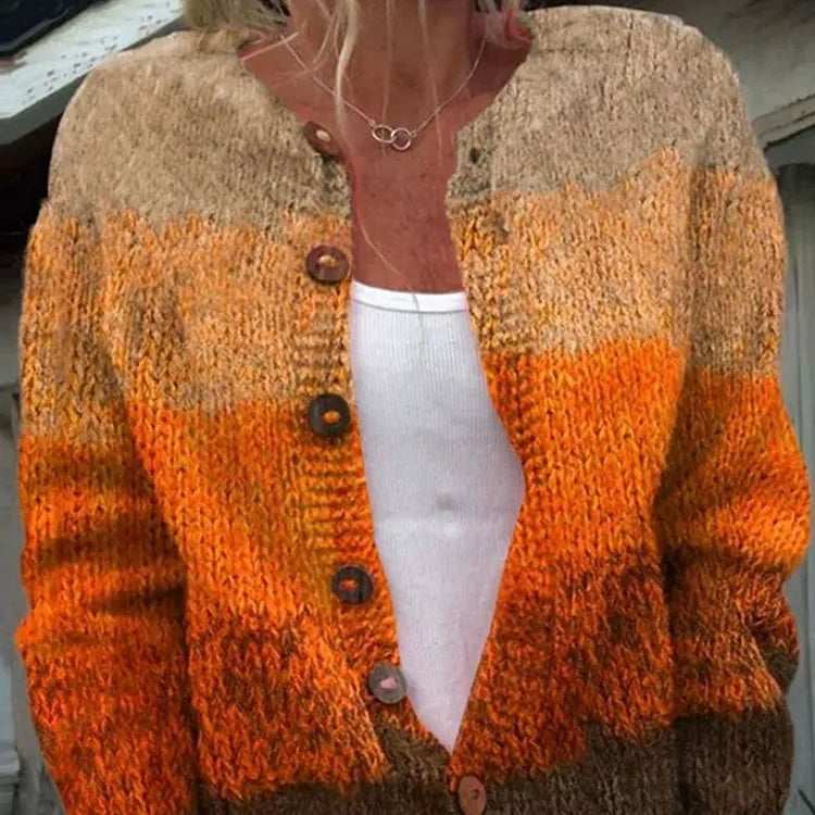 Női kabátok mintával, gombos rögzítéssel, elöl nyitott