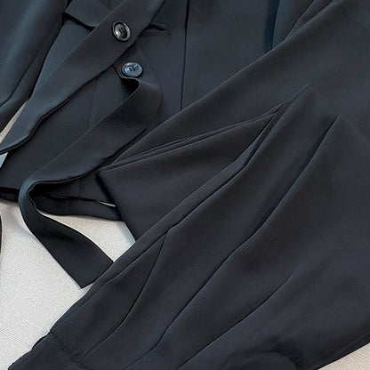 Kétrészes női szett - elöl megkötős kabát és bő szárú nadrág